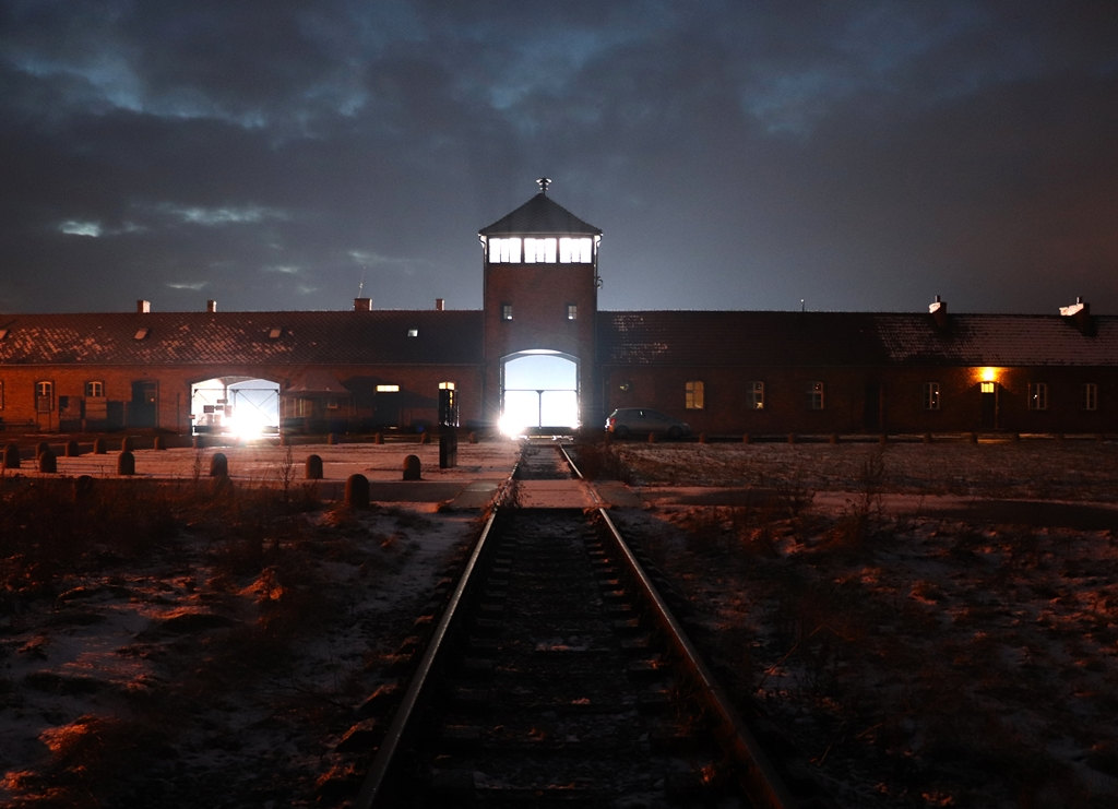 (c) Auschwitz-besucher.info